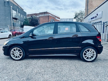 Used Mercedes-Benz B Class 2010 for sale - 76355717: Photo