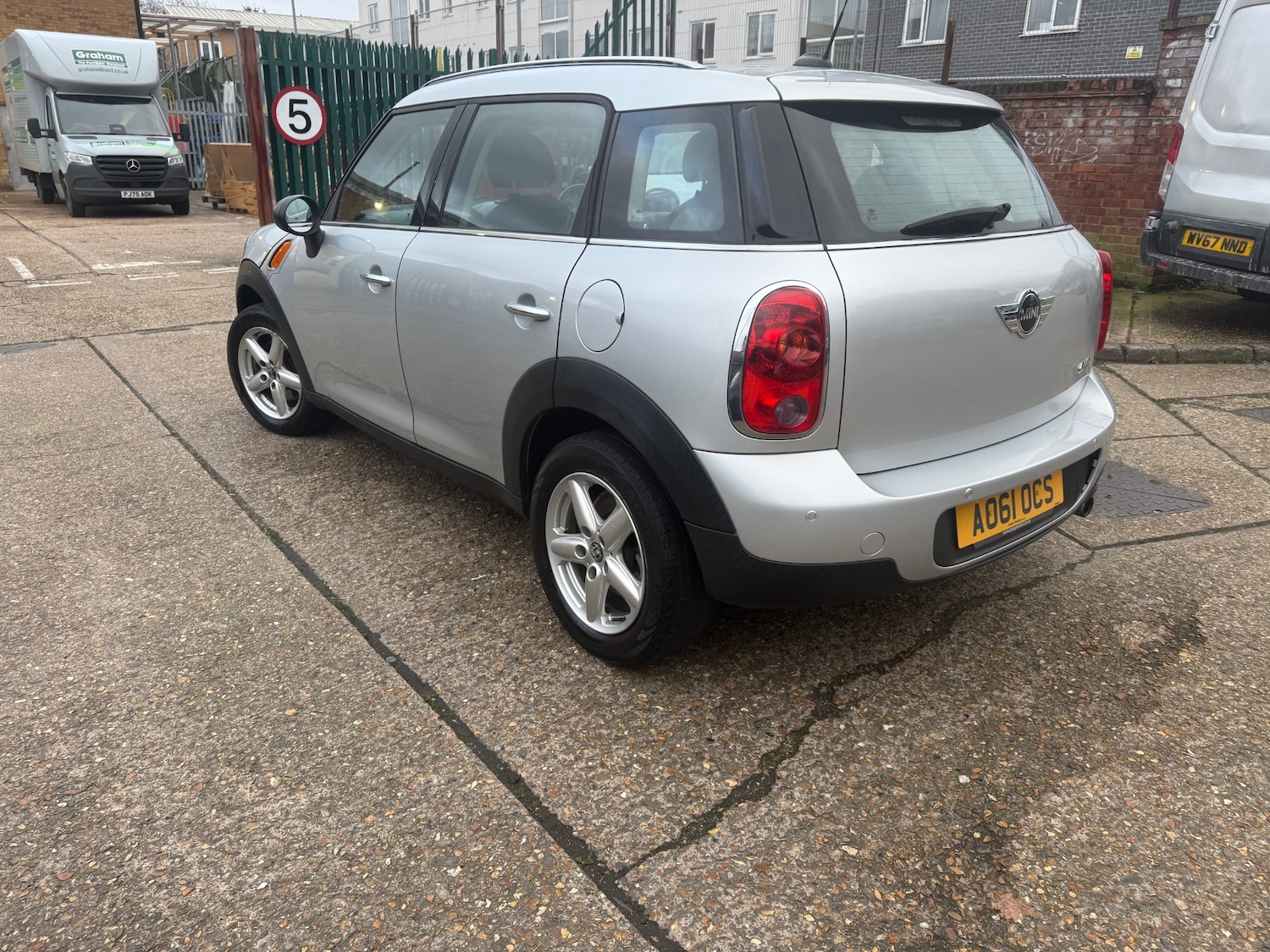 Used MINI Countryman 2011 for sale - 77492995: Photo 2