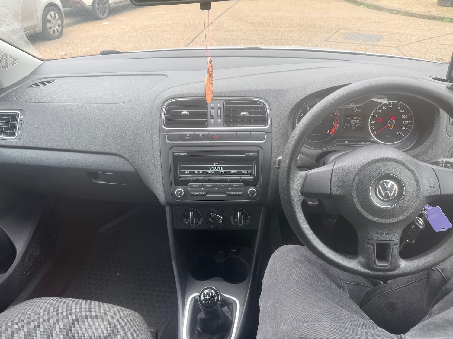 Used Volkswagen Polo 2012 for sale - 77775372: Photo 7