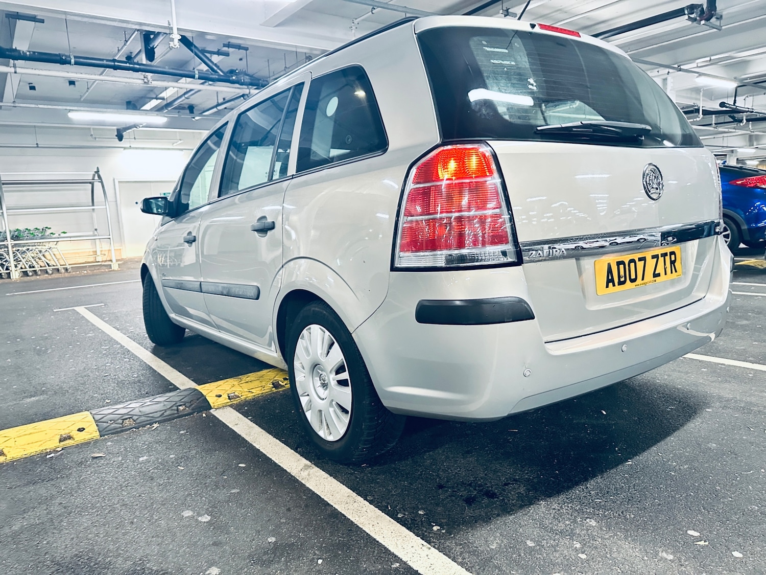 Used Vauxhall Zafira 2007 for sale - 76382483: Photo 2