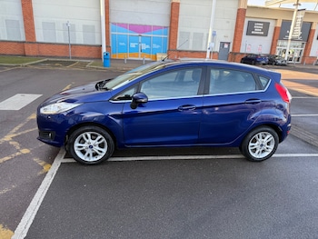Used Ford Fiesta 2017 for sale - 76358610: Photo