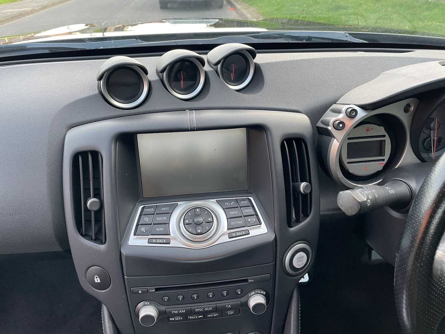 Used Nissan 370 Z 2010 for sale - 77977387: Photo 25