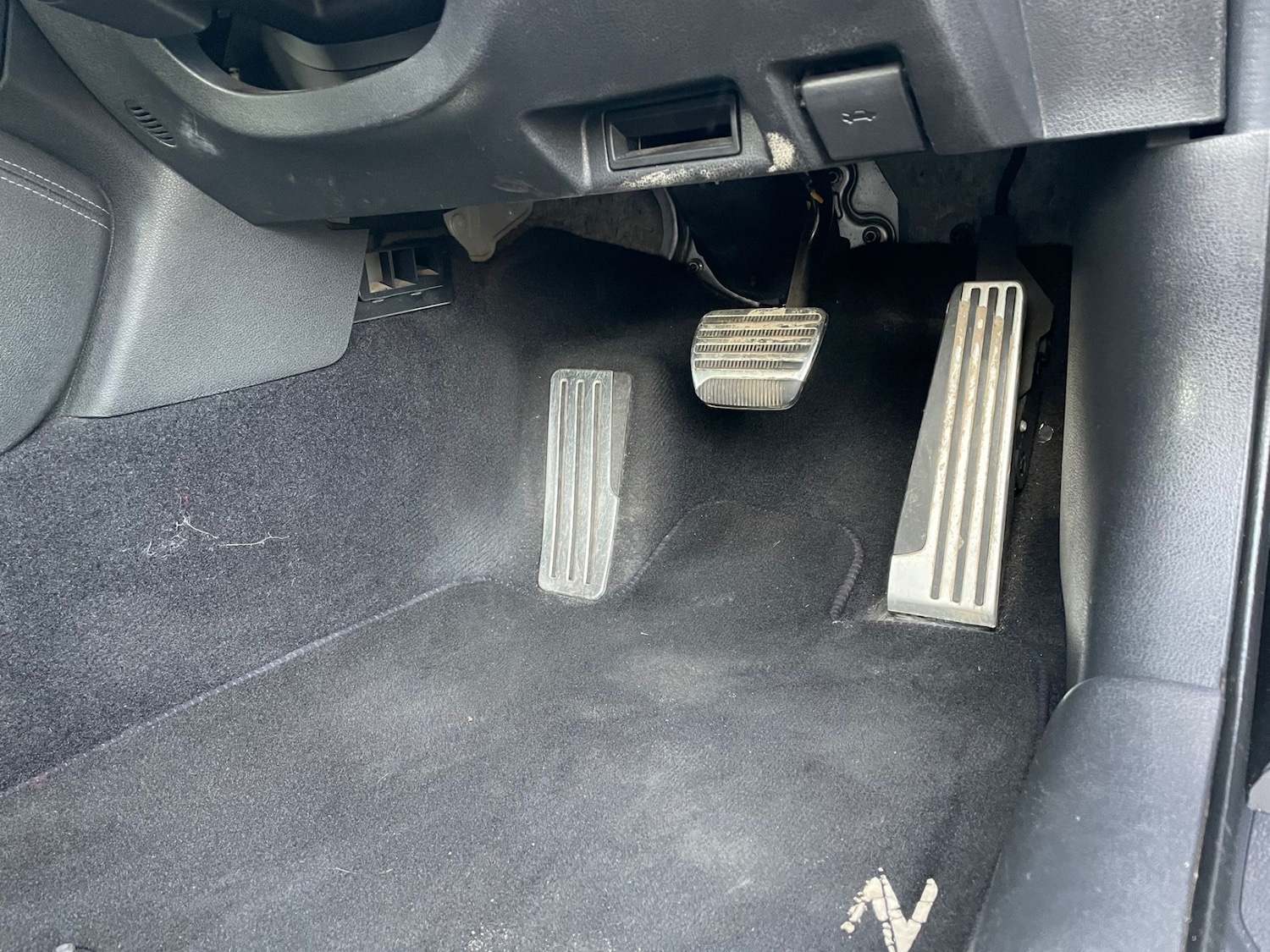 Used Nissan 370 Z 2010 for sale - 77977387: Photo 30