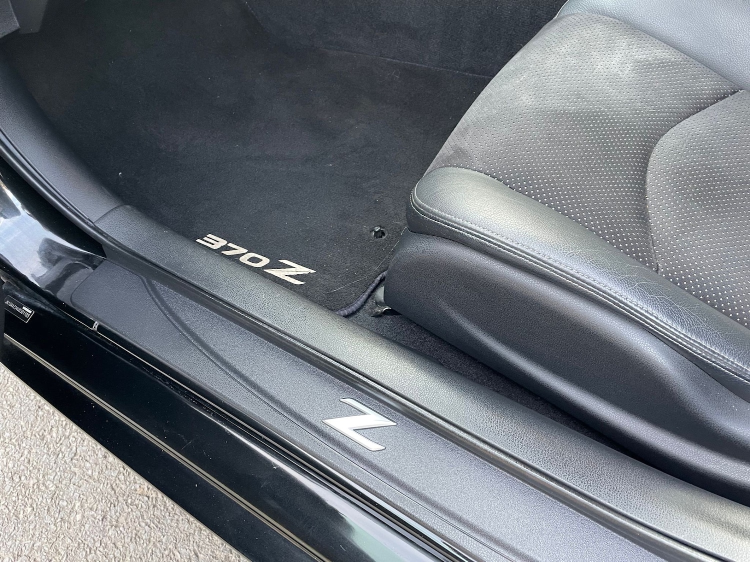 Used Nissan 370 Z 2010 for sale - 77977387: Photo 31