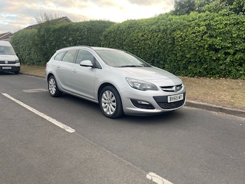 Used Vauxhall Astra 2015 for sale - 75611622: Photo