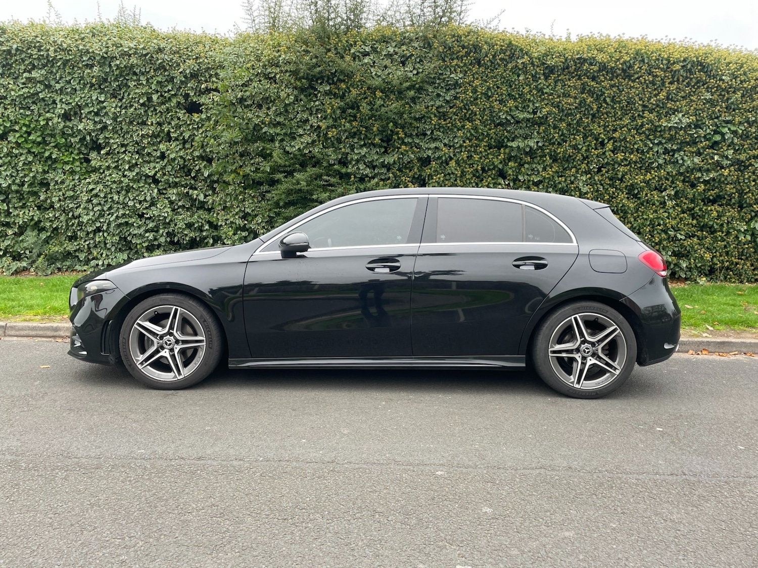 Used Mercedes-Benz A-Class 2019 for sale - 76618795: Photo 2