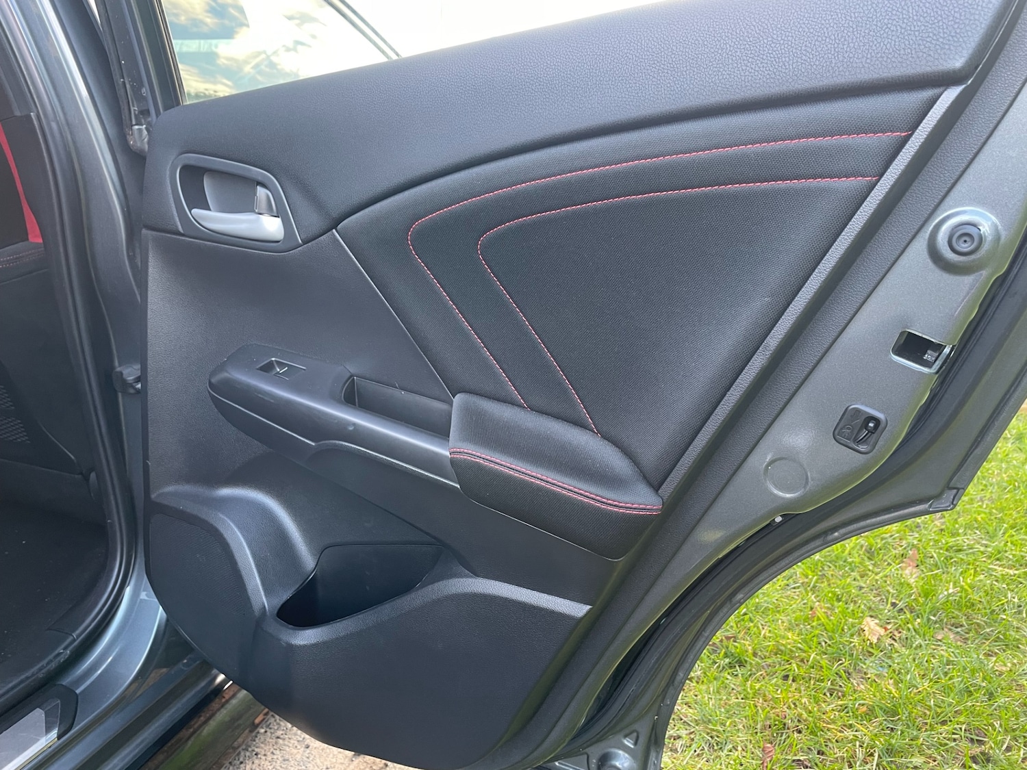 Used Honda Civic 2017 for sale - 77046469: Photo 29