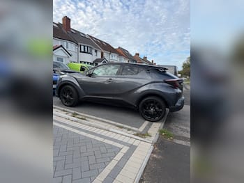 Used Toyota C-HR 2019 for sale - 79725714: Photo