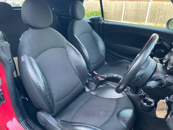 Used MINI Convertible 2015 for sale - 75386311: Photo 22