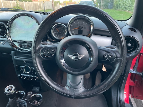 Used MINI Convertible 2015 for sale - 75386311: Photo 25