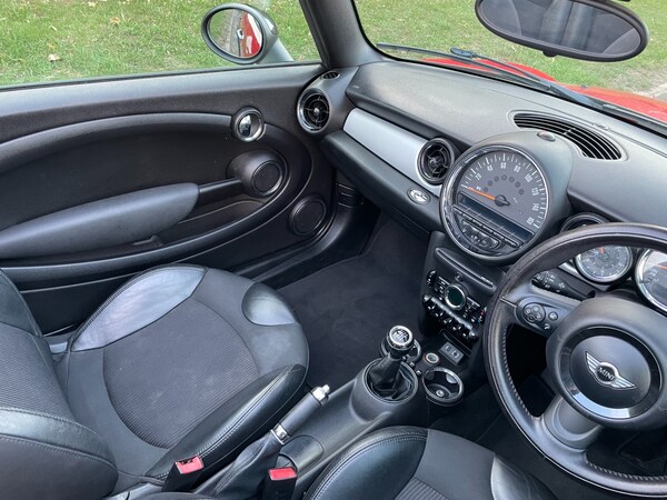 Used MINI Convertible 2015 for sale - 75386311: Photo 26