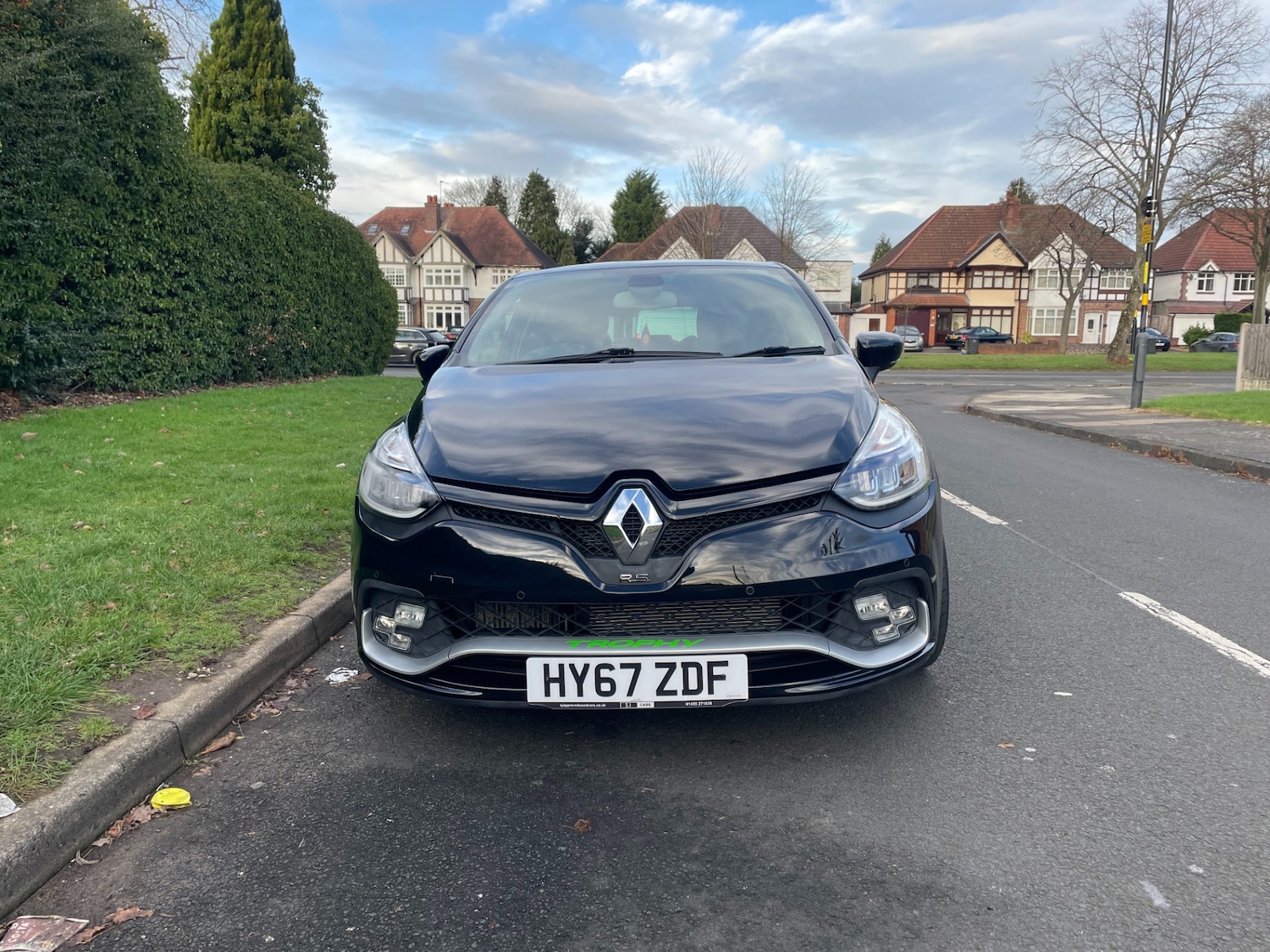 Used Renault Clio 2017 for sale - 76941836: Photo 2