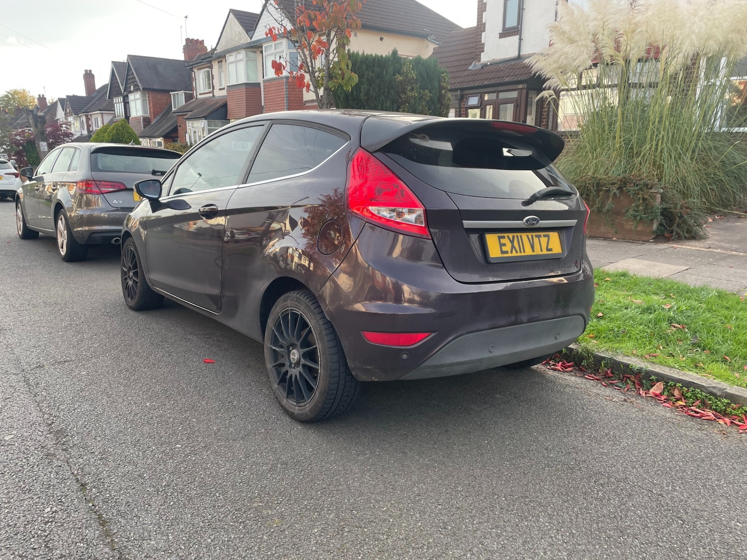 Used Ford Fiesta 2011 for sale - 76374129: Photo 2