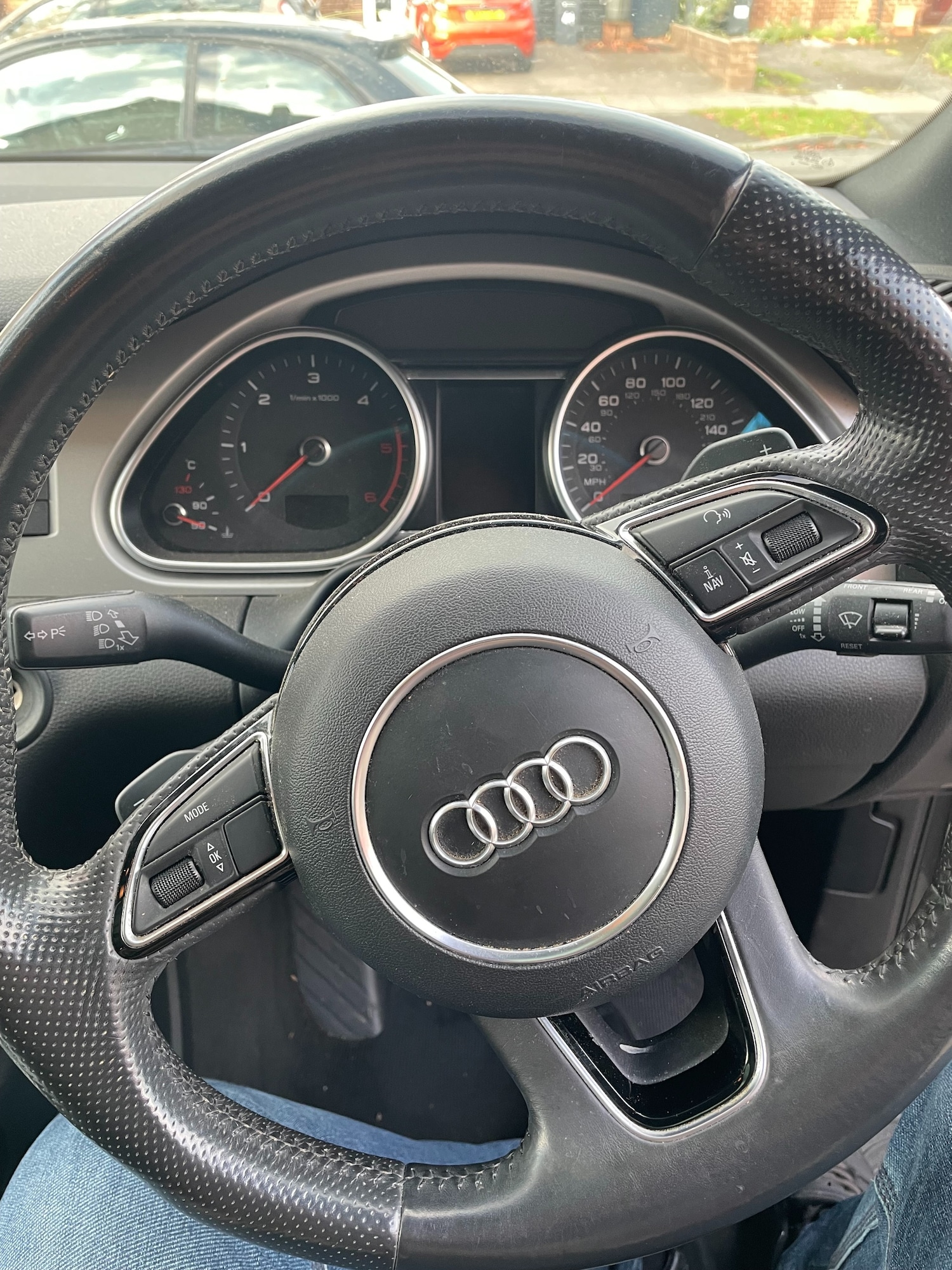 Used Audi Q7 2014 for sale - 76174360: Photo 3