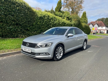 Volkswagen - Passat