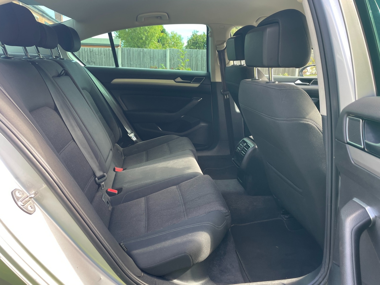 Used Volkswagen Passat 2015 for sale - 76183798: Photo 24