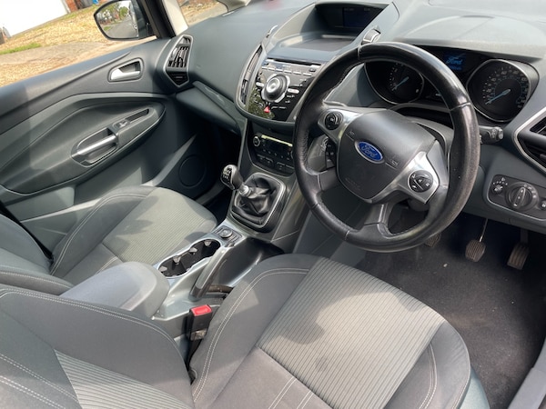 Used Ford Grand C-Max 2013 for sale - 75409394: Photo 23