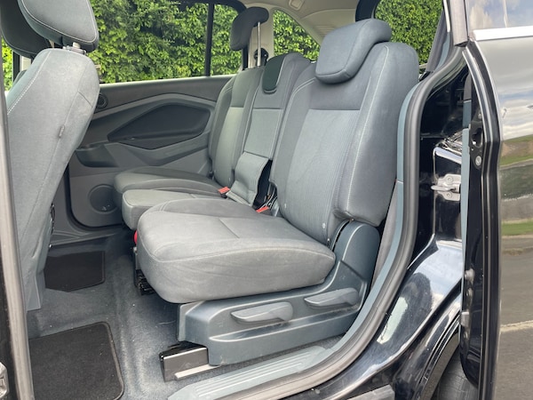 Used Ford Grand C-Max 2013 for sale - 75409394: Photo 26