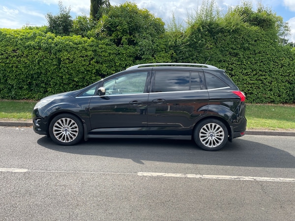 Used Ford Grand C-Max 2013 for sale - 75409394: Photo 4