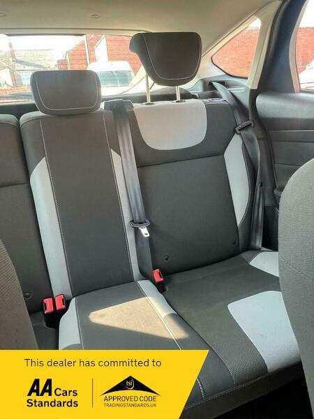 Used Ford Focus 2012 for sale - 76188898: Photo 19