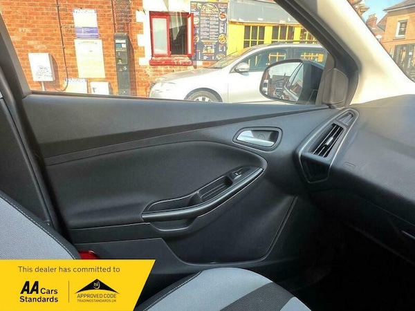Used Ford Focus 2012 for sale - 76188898: Photo 21