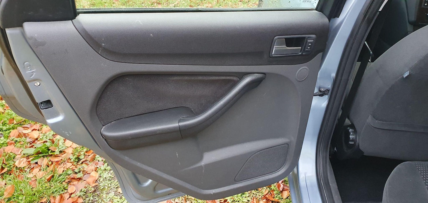 Used Ford Focus 2007 for sale - 76441262: Photo 34