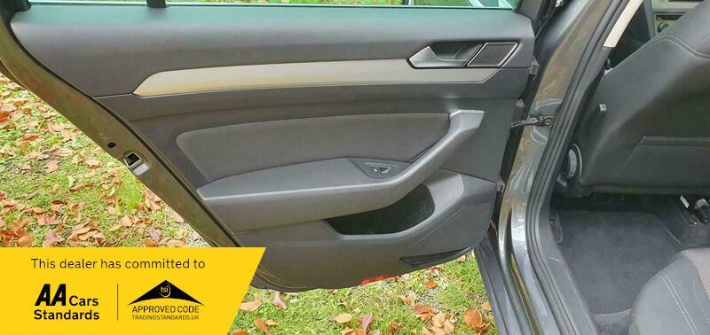 Used Volkswagen Passat 2017 for sale - 76398241: Photo 43