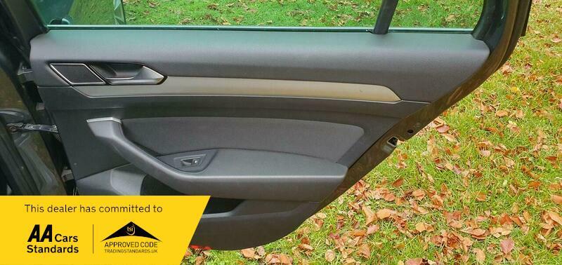 Used Volkswagen Passat 2017 for sale - 76398241: Photo 44