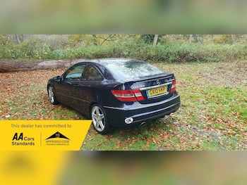 Used Mercedes-Benz CLC Class 2010 for sale - 76440494: Photo