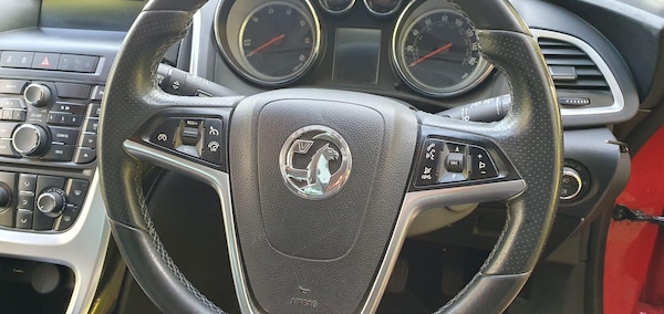 Used Vauxhall Astra GTC 2013 for sale - 75350864: Photo 40