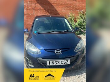 Used Mazda Mazda2 2013 for sale - 75940406: Photo