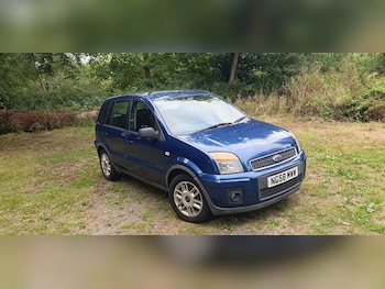 2009 (58) - 1.6 Zetec Climate 5dr