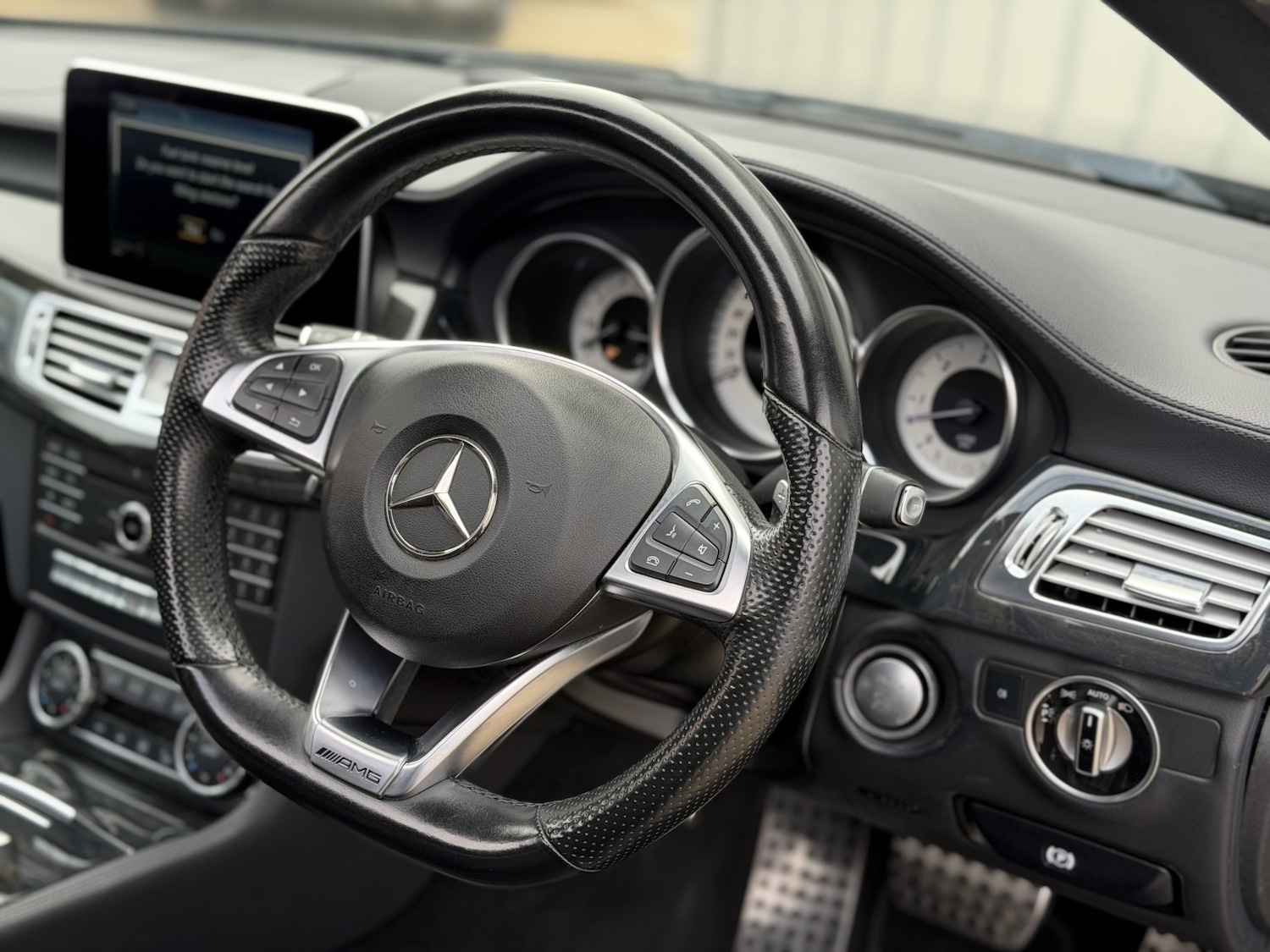 Used Mercedes-Benz CLS 2015 for sale - 78090663: Photo 3