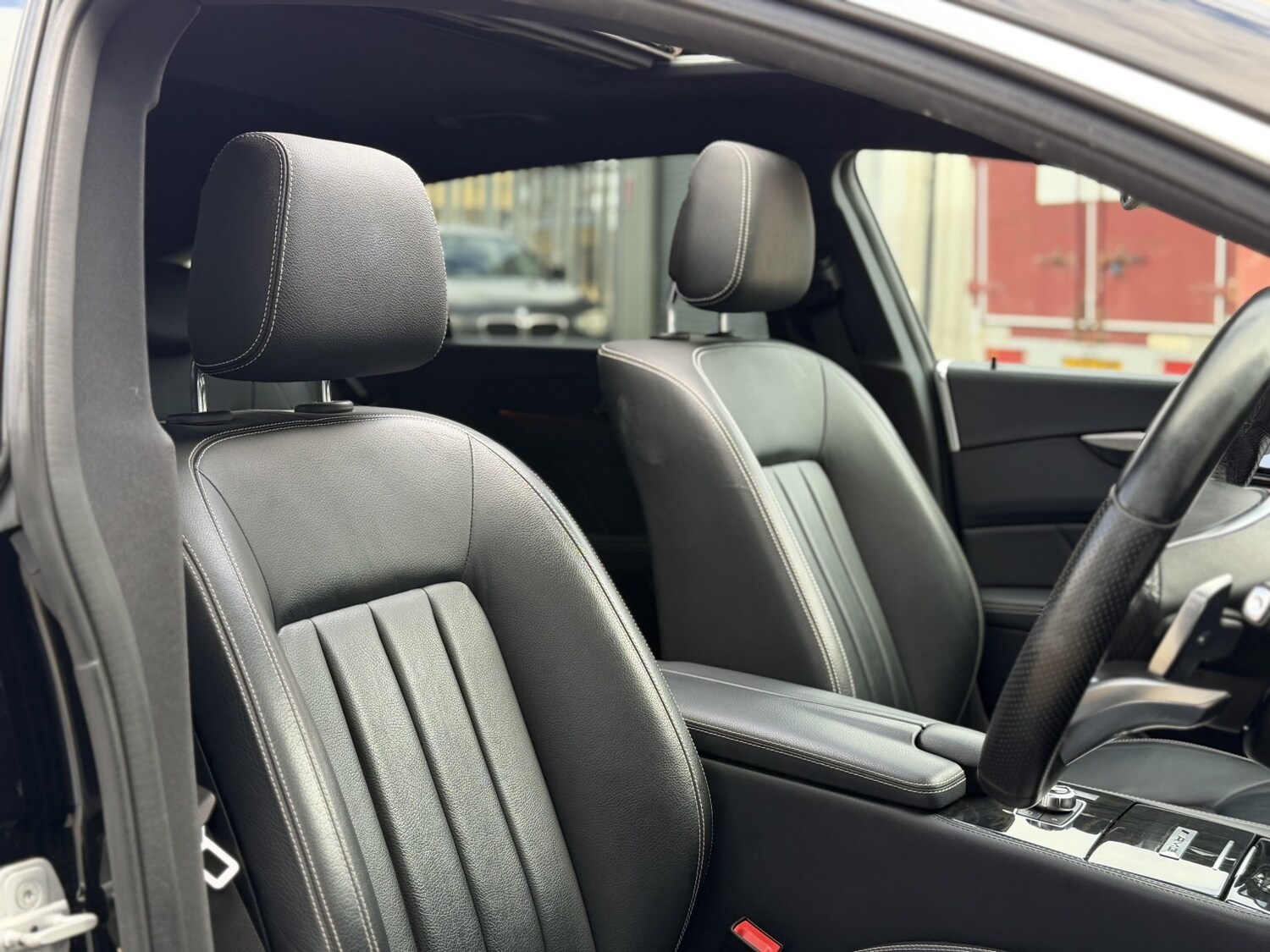 Used Mercedes-Benz CLS 2015 for sale - 78090663: Photo 35