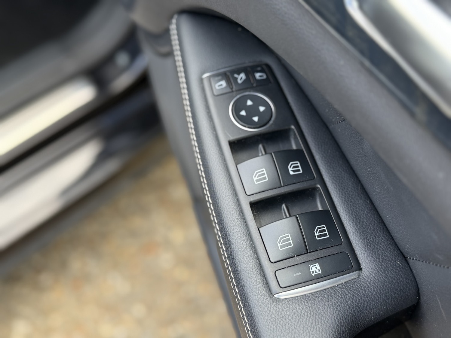 Used Mercedes-Benz CLS 2015 for sale - 78090663: Photo 36