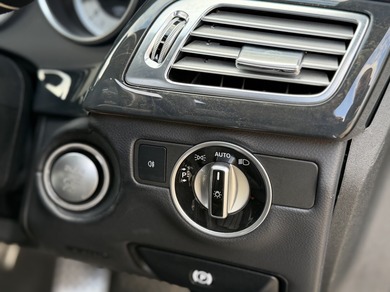 Used Mercedes-Benz CLS 2015 for sale - 78090663: Photo 39