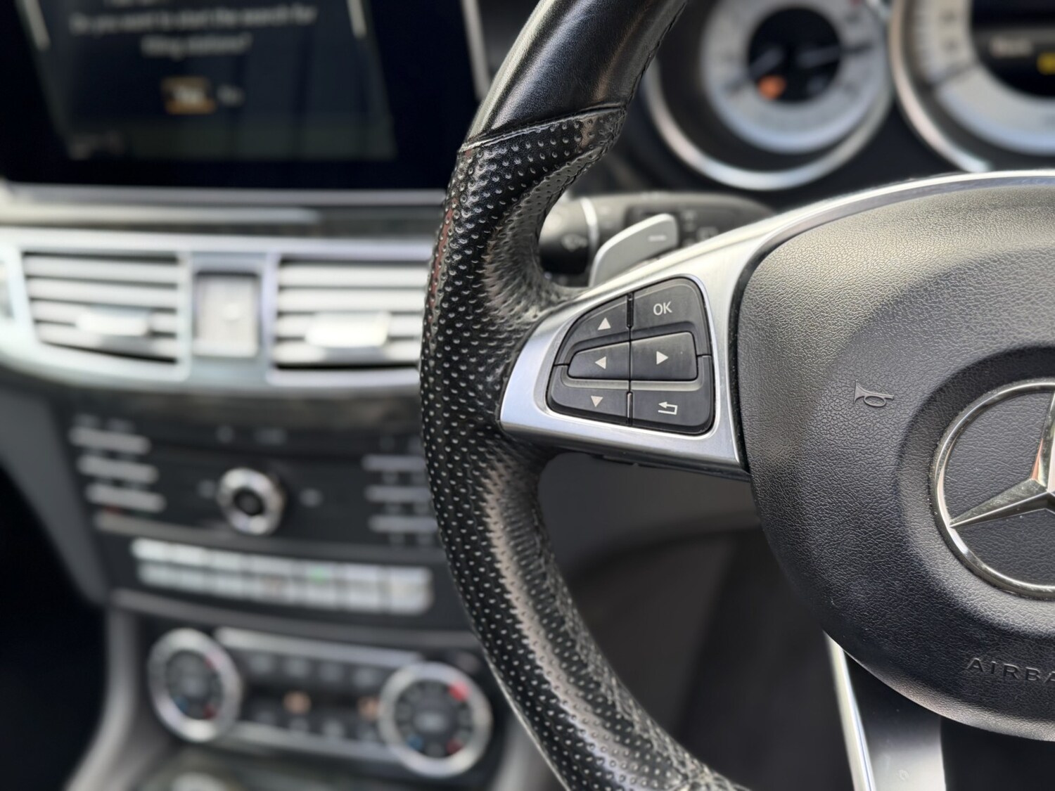 Used Mercedes-Benz CLS 2015 for sale - 78090663: Photo 40