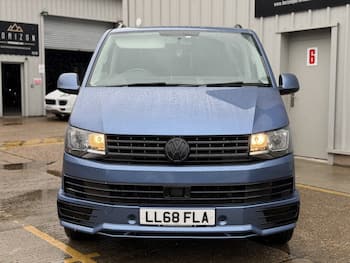Used Volkswagen Transporter Shuttle 2018 for sale - 79661377: Photo