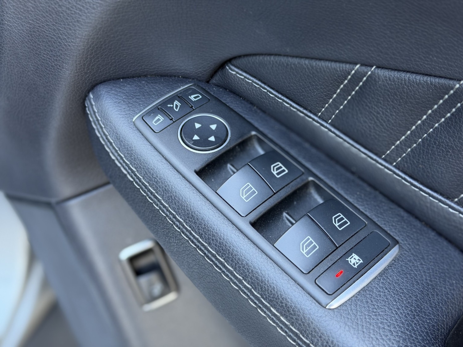 Used Mercedes-Benz GLE 2016 for sale - 78077866: Photo 31