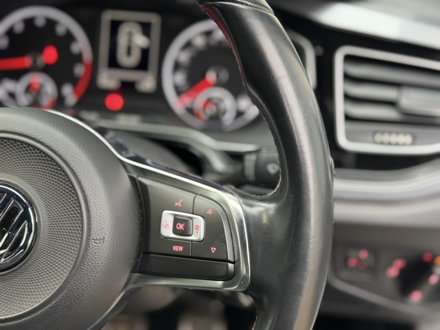 Used Volkswagen Polo 2018 for sale - 77148231: Photo 33