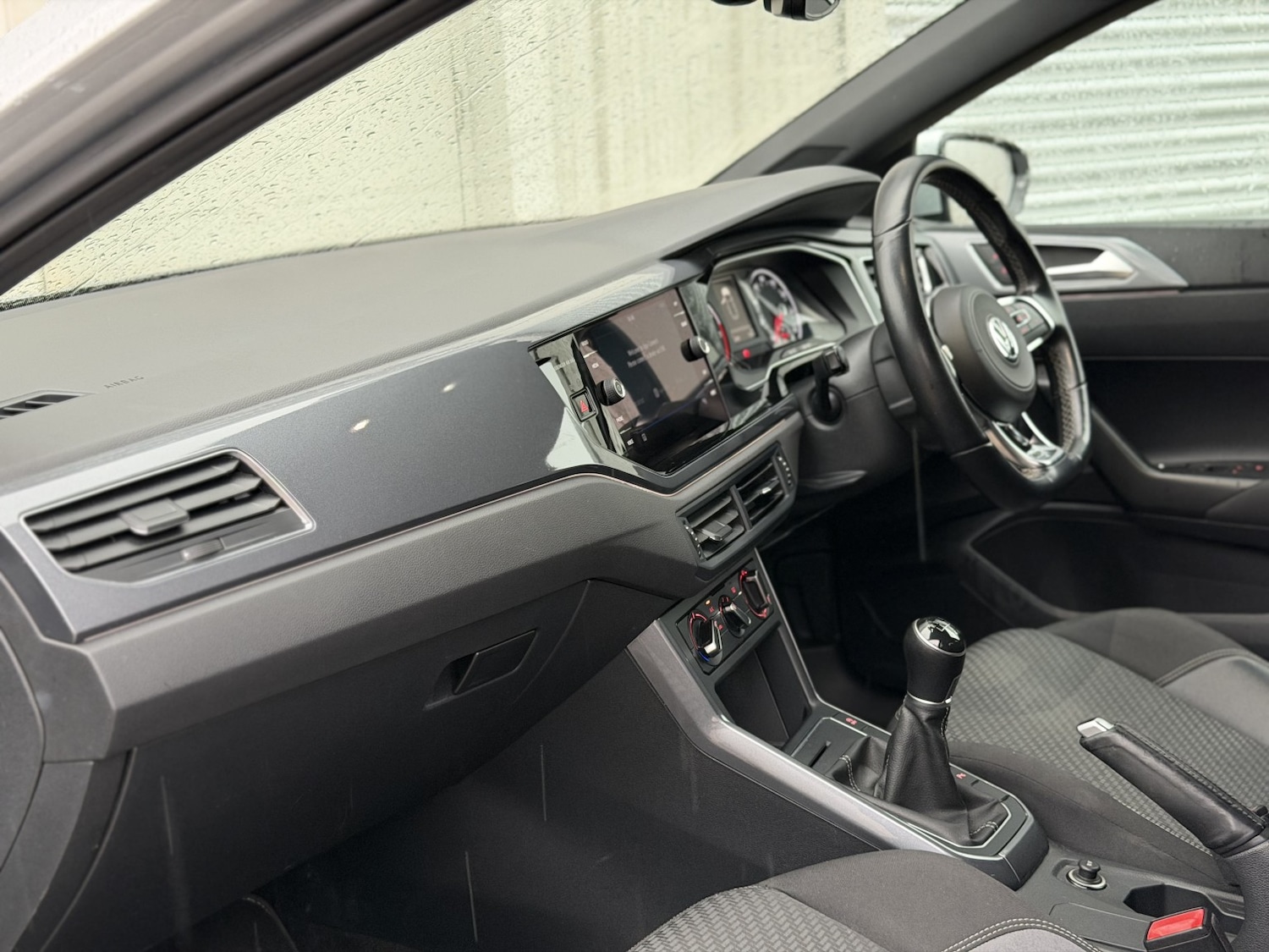 Used Volkswagen Polo 2018 for sale - 77148231: Photo 51