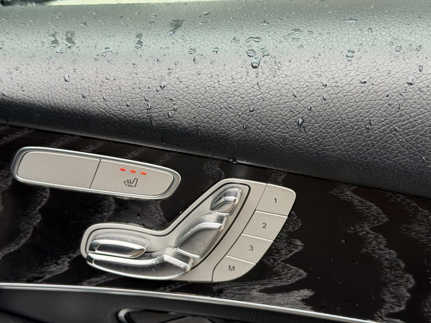 Used Mercedes-Benz GLC 2018 for sale - 77289148: Photo 34