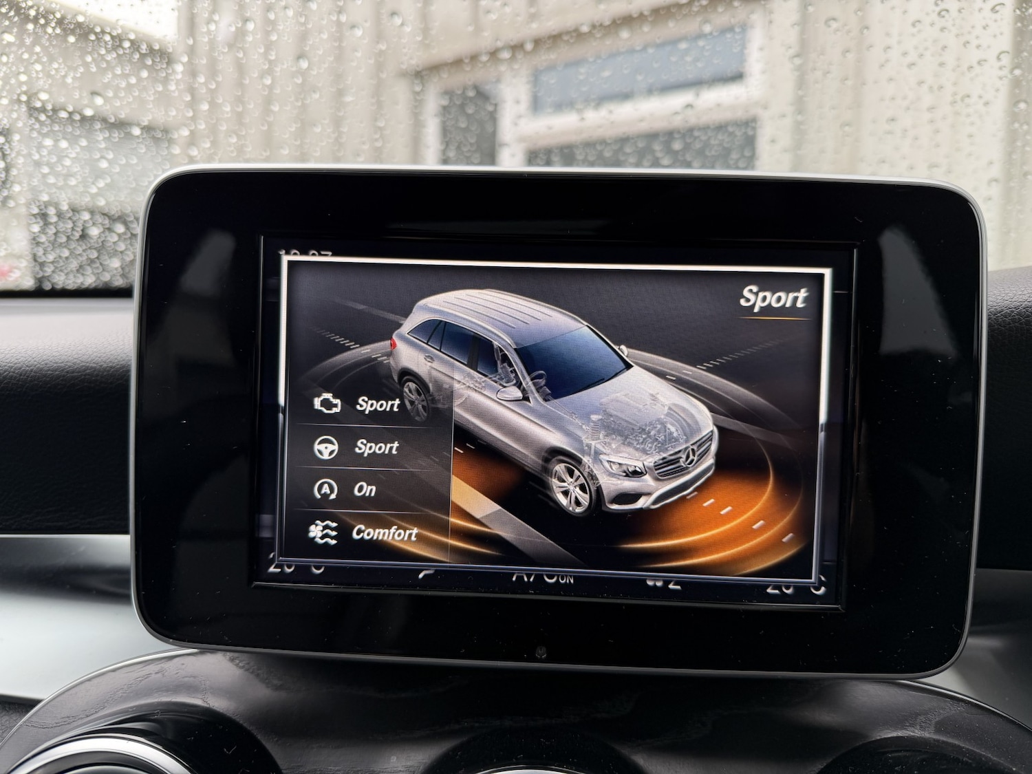 Used Mercedes-Benz GLC 2018 for sale - 77289148: Photo 50