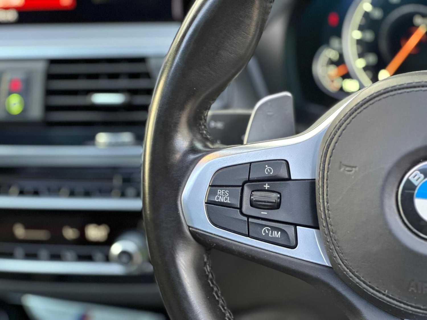 Used BMW X4 2019 for sale - 76945431: Photo 43