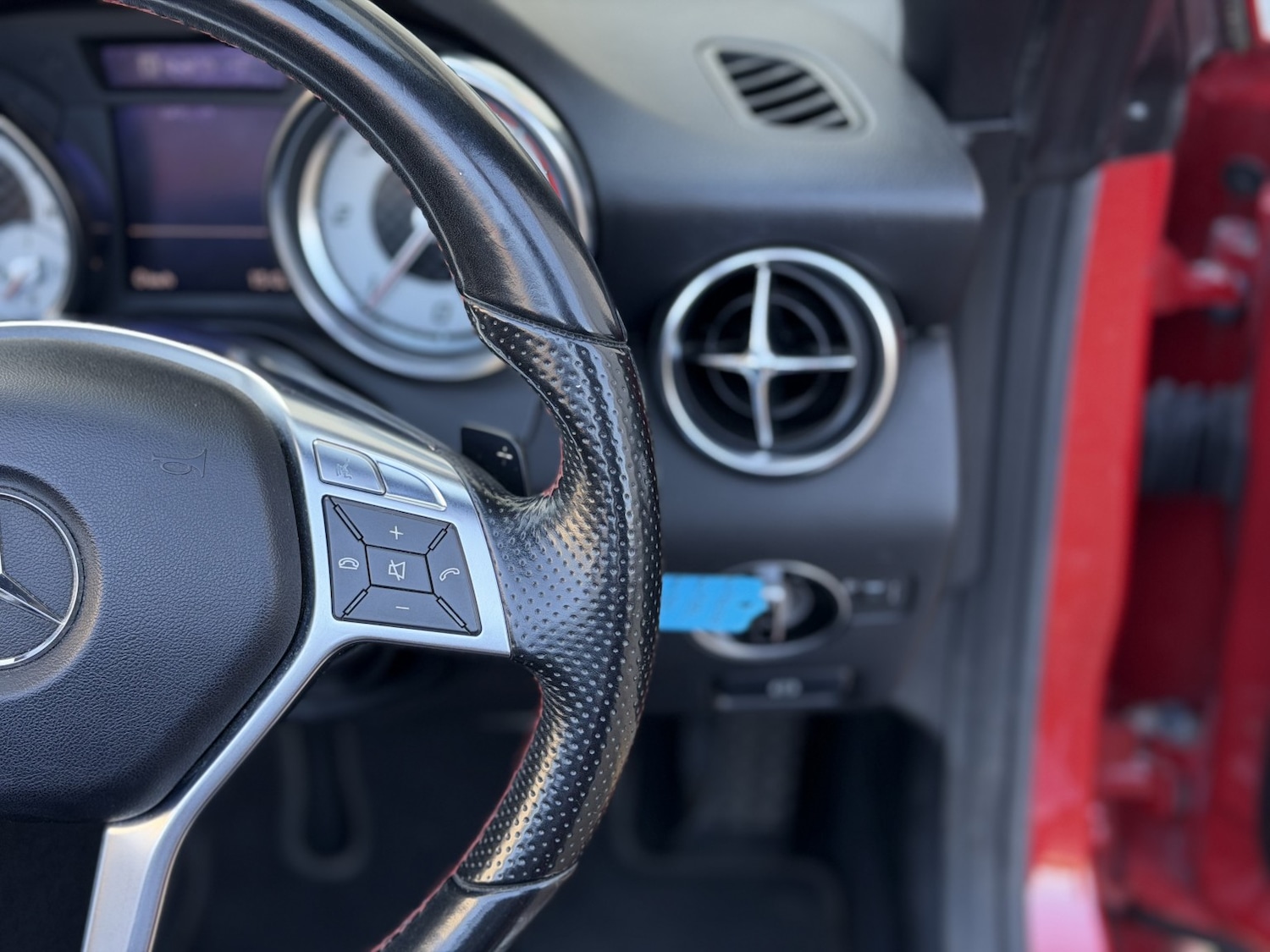 Used Mercedes-Benz SLK 2012 for sale - 77921425: Photo 38