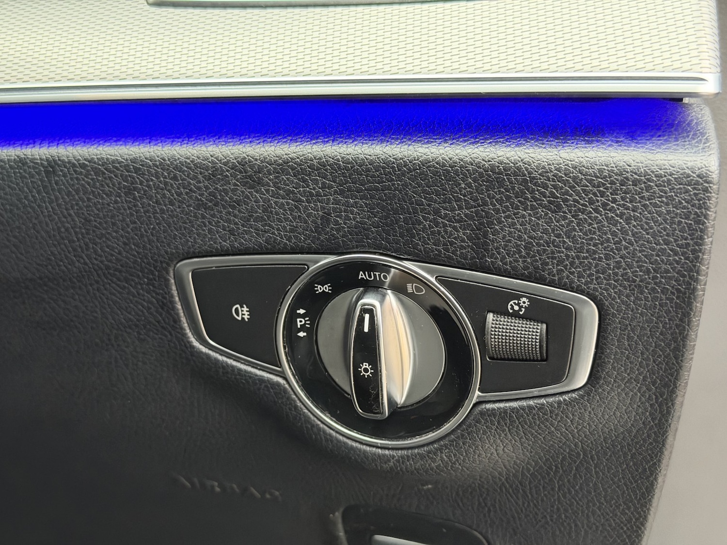 Used Mercedes-Benz E Class 2017 for sale - 77453239: Photo 40