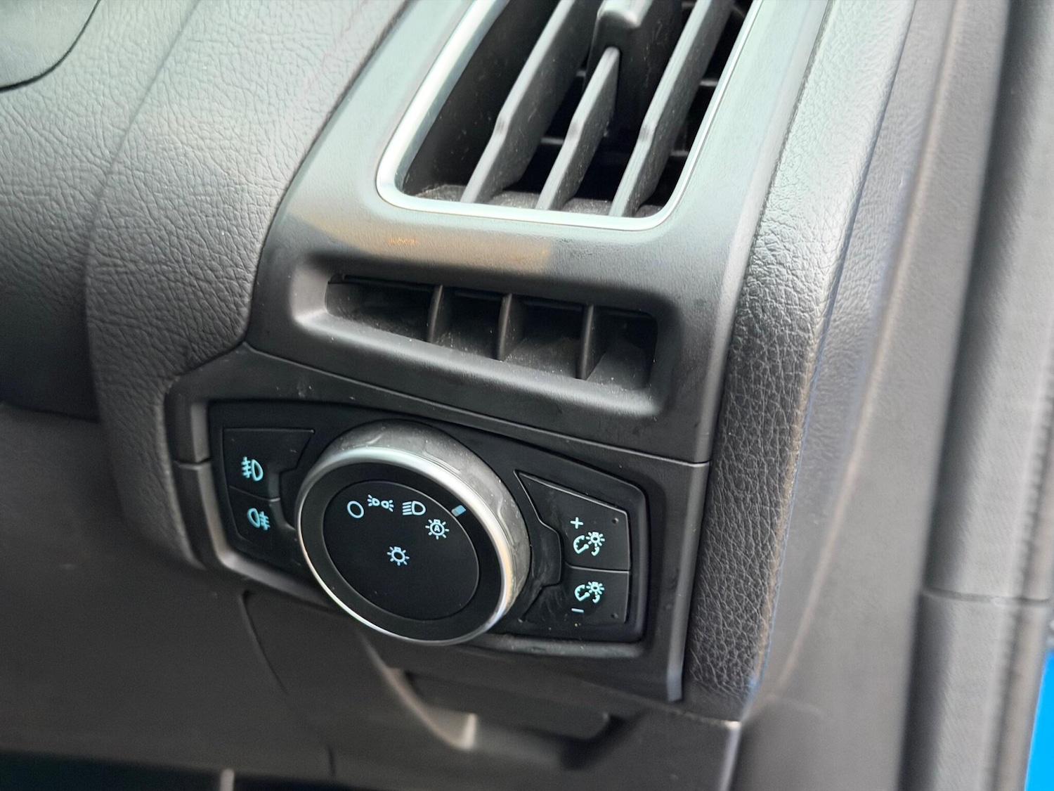 Used Ford Focus 2017 for sale - 76499403: Photo 39