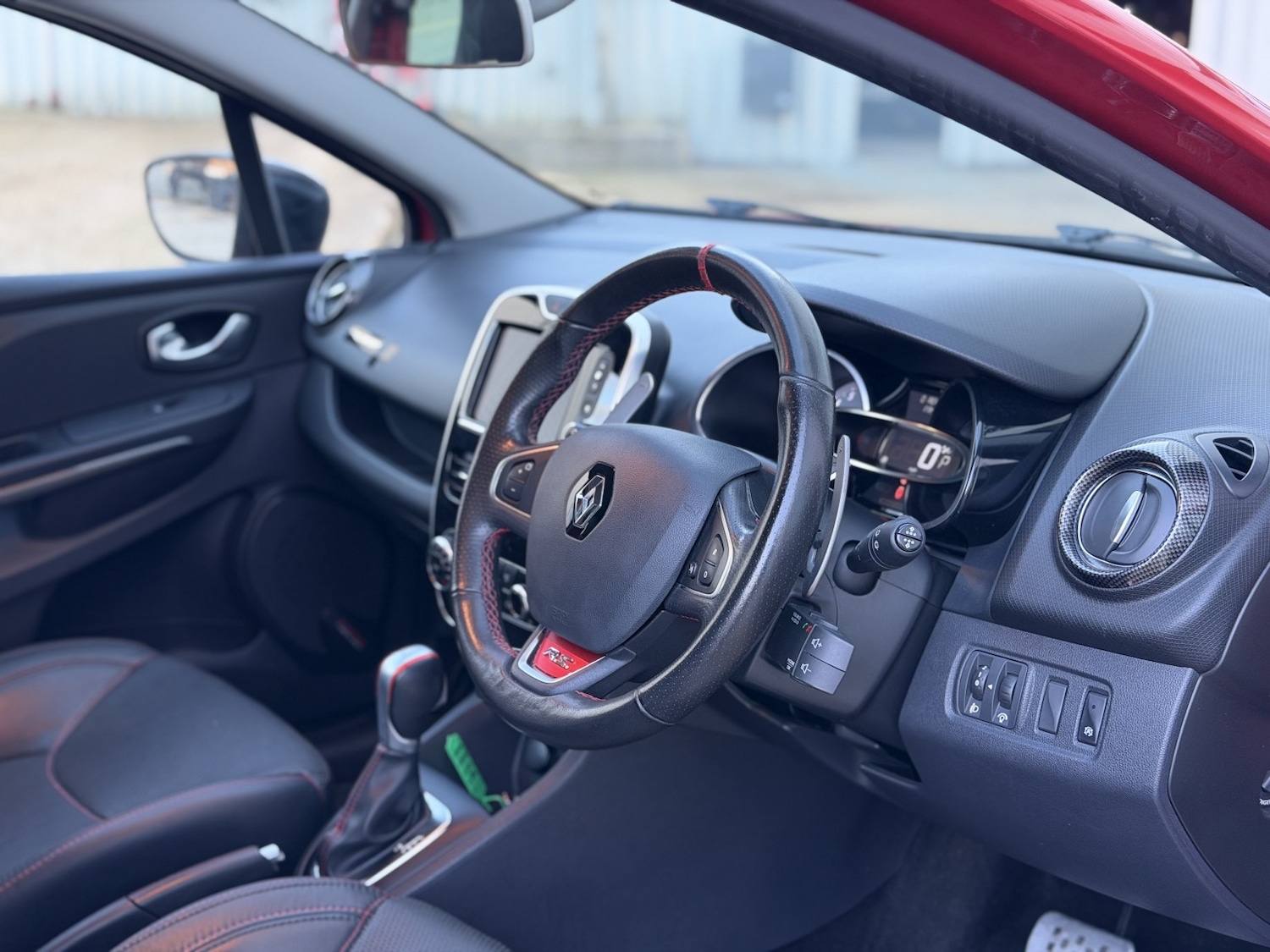 Used Renault Clio 2016 for sale - 77282717: Photo 30