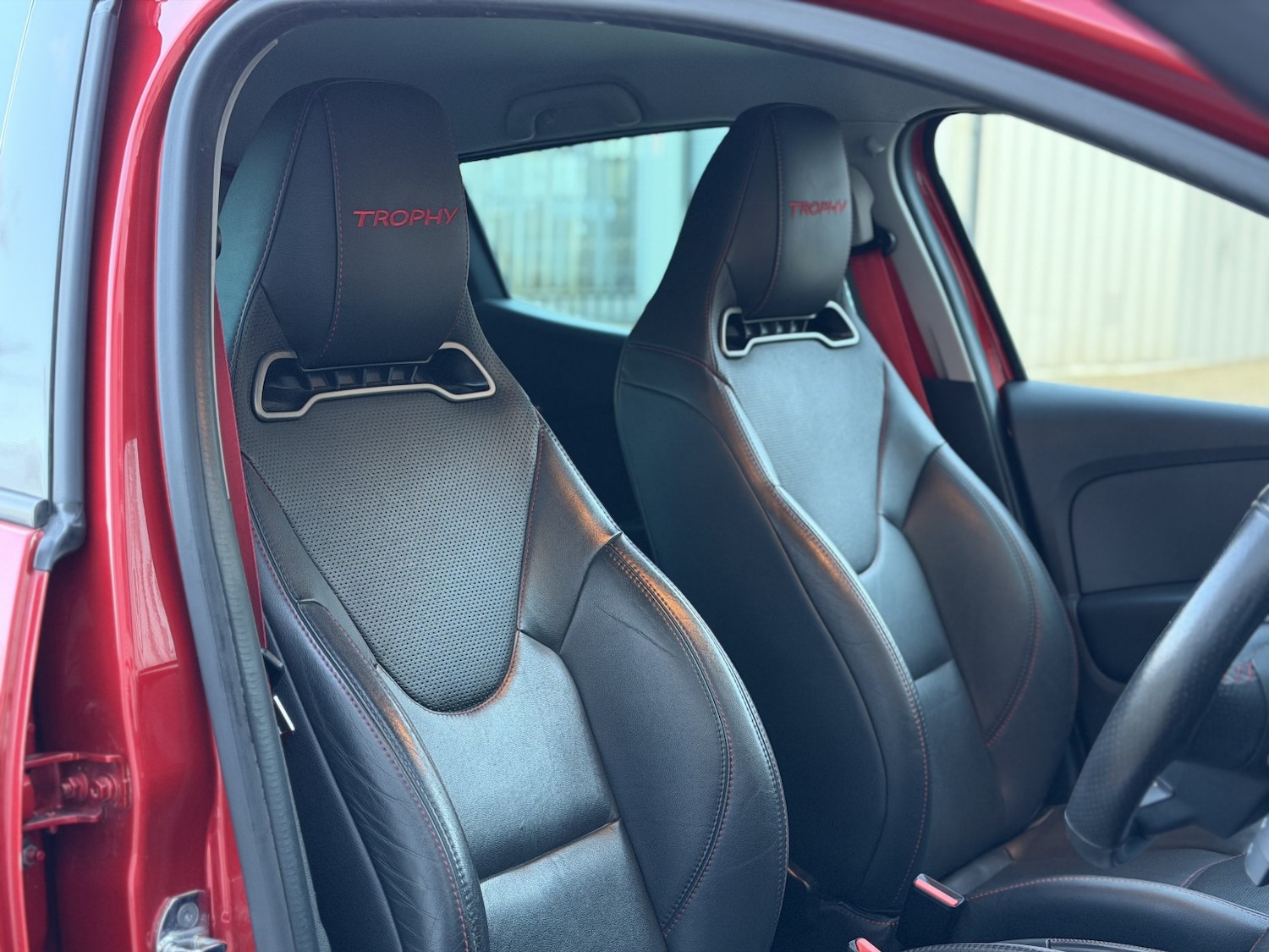 Used Renault Clio 2016 for sale - 77282717: Photo 33