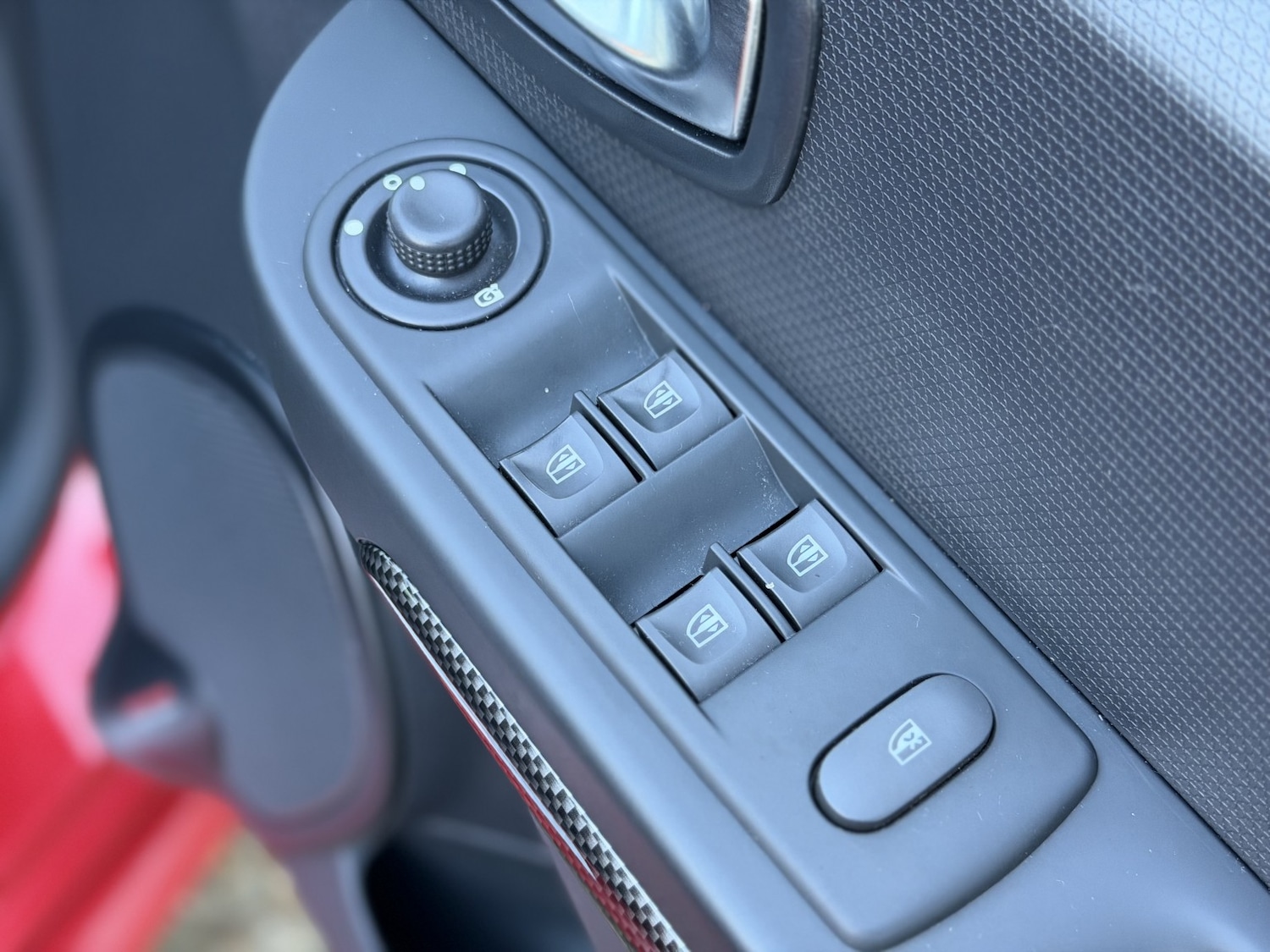 Used Renault Clio 2016 for sale - 77282717: Photo 35